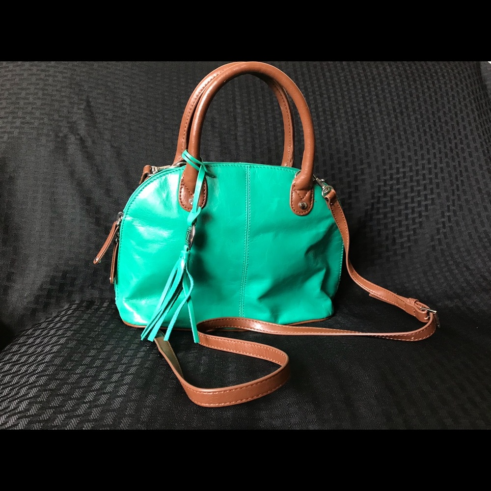 Crossbody handbag